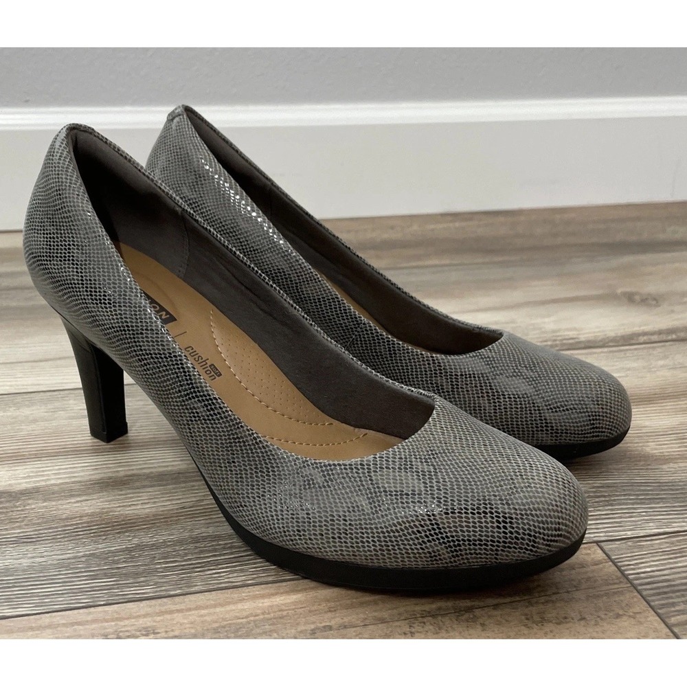 Women's Clark High Heels Faux Snake‎ Skin Gray Size 10